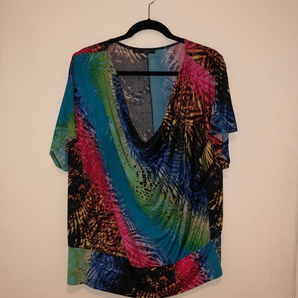 Stretchy multicolored top